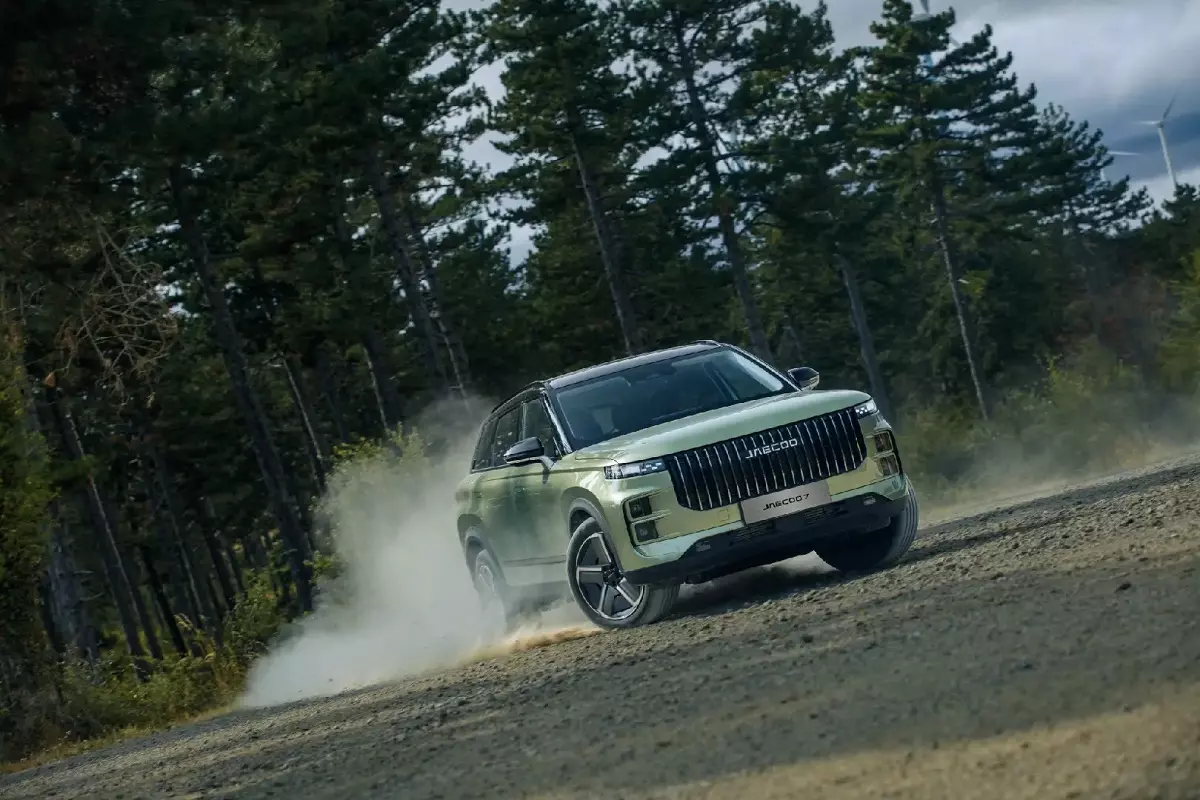 Jaecoo J7 AWD Individual: An toàn, tin cậy cho hành trình offroad.