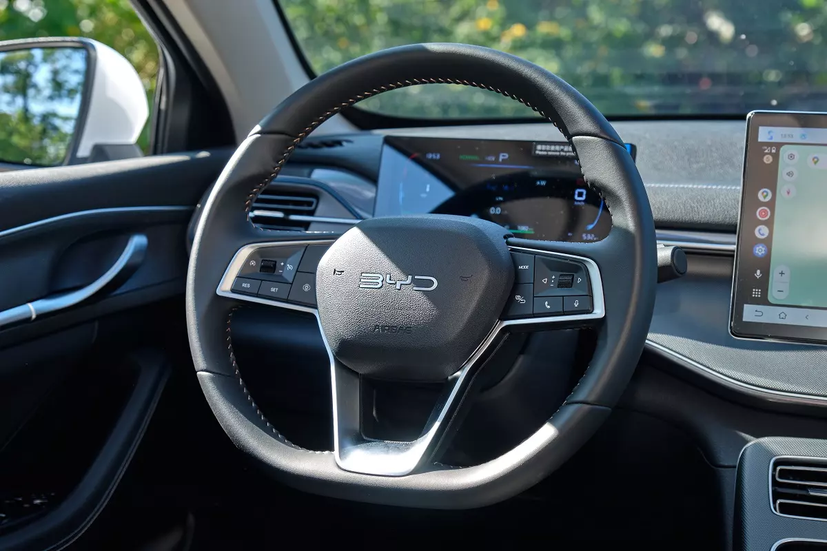 BYD Seal 5 sử dụng hệ dẫn động cầu trước..