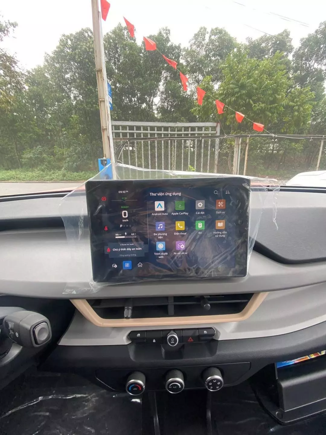 có thêm chức năng kết nối Apple Carplay và Android Auto