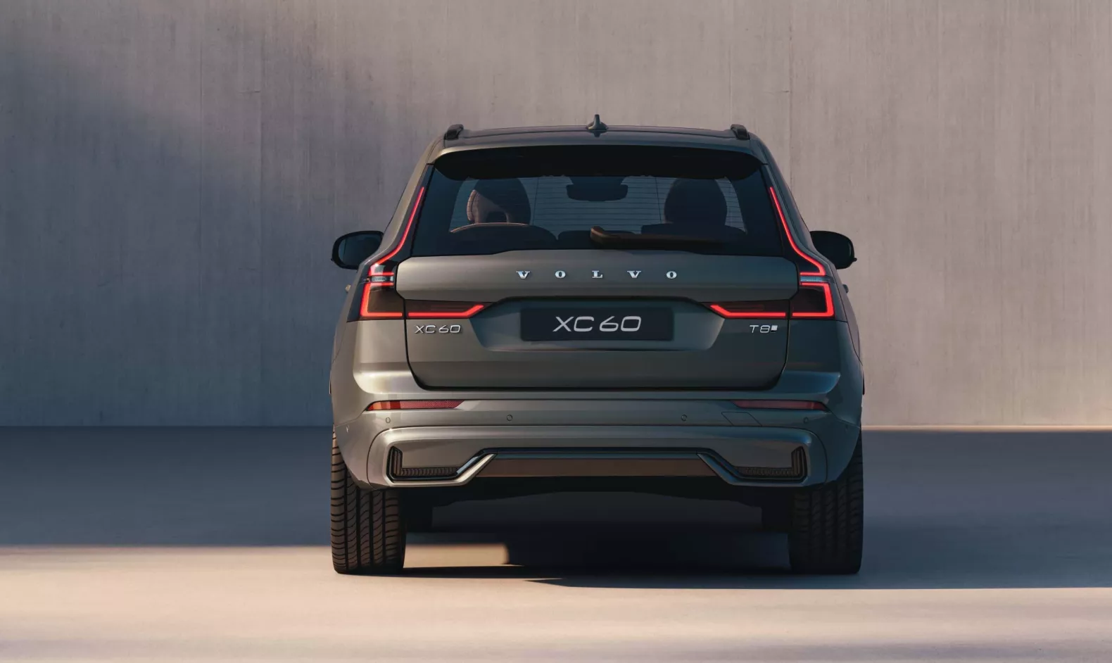 Đuôi xe Volvo XC60.