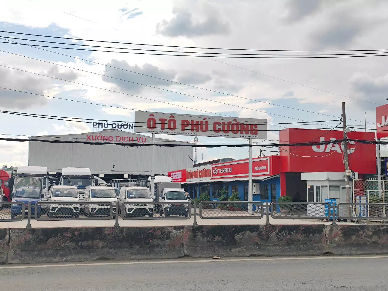 Ô Tô Phú Cường