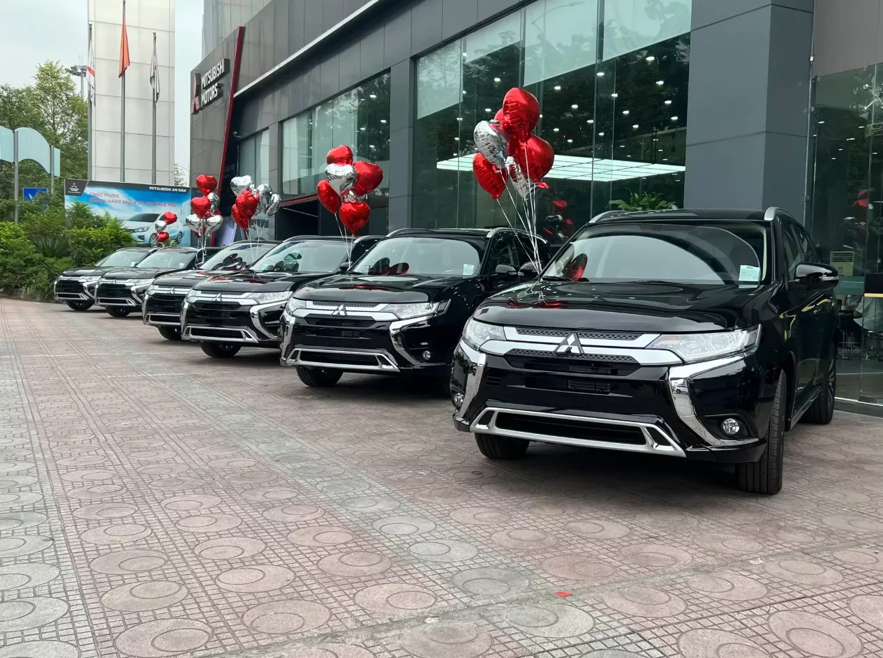 khai quang" xe mới chuẩn phong thủy.