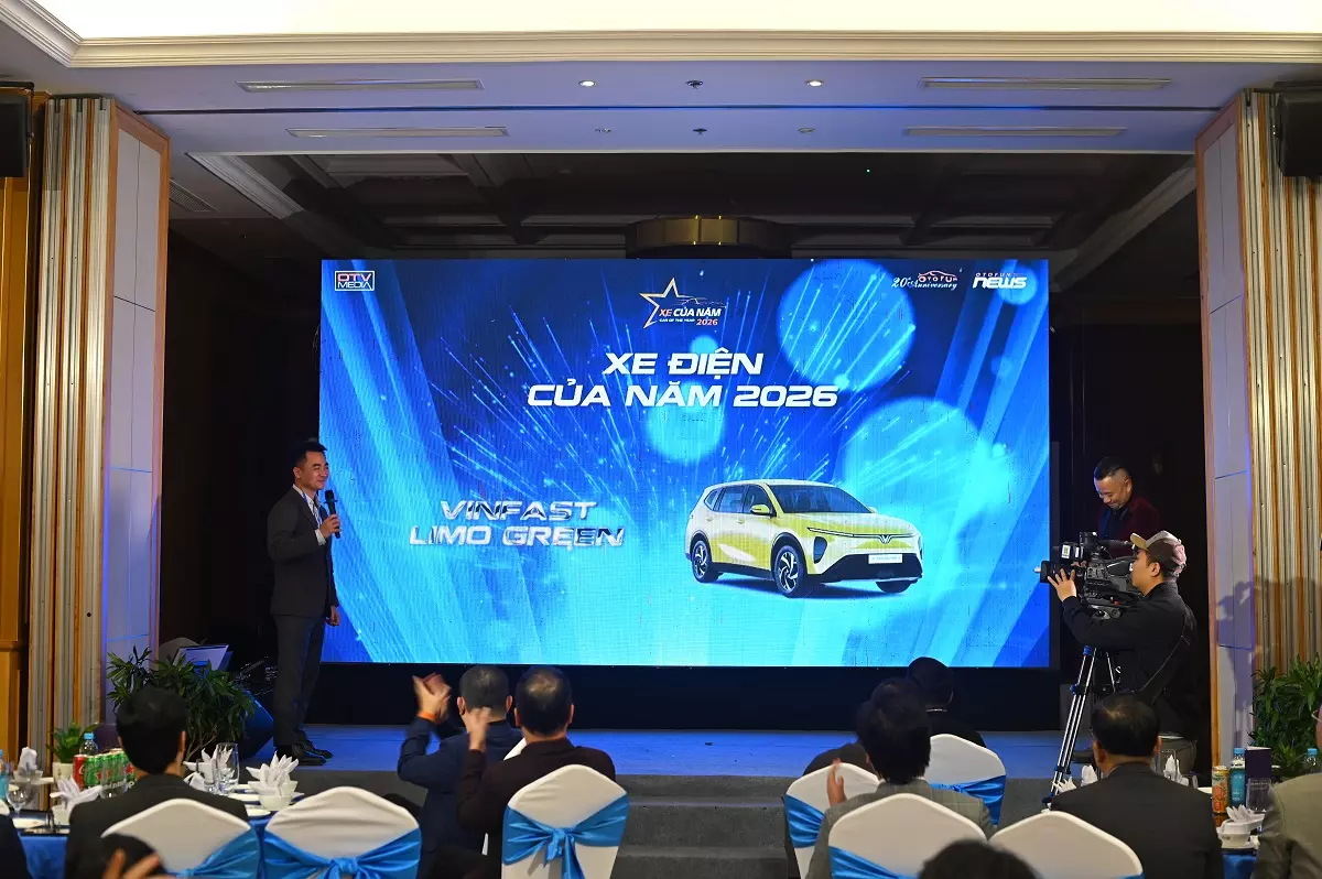 VinFast Limo Green1.