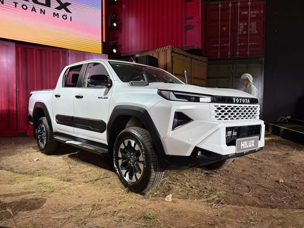 Bản cao cấp nhất Toyota Hilux Trailhunter.