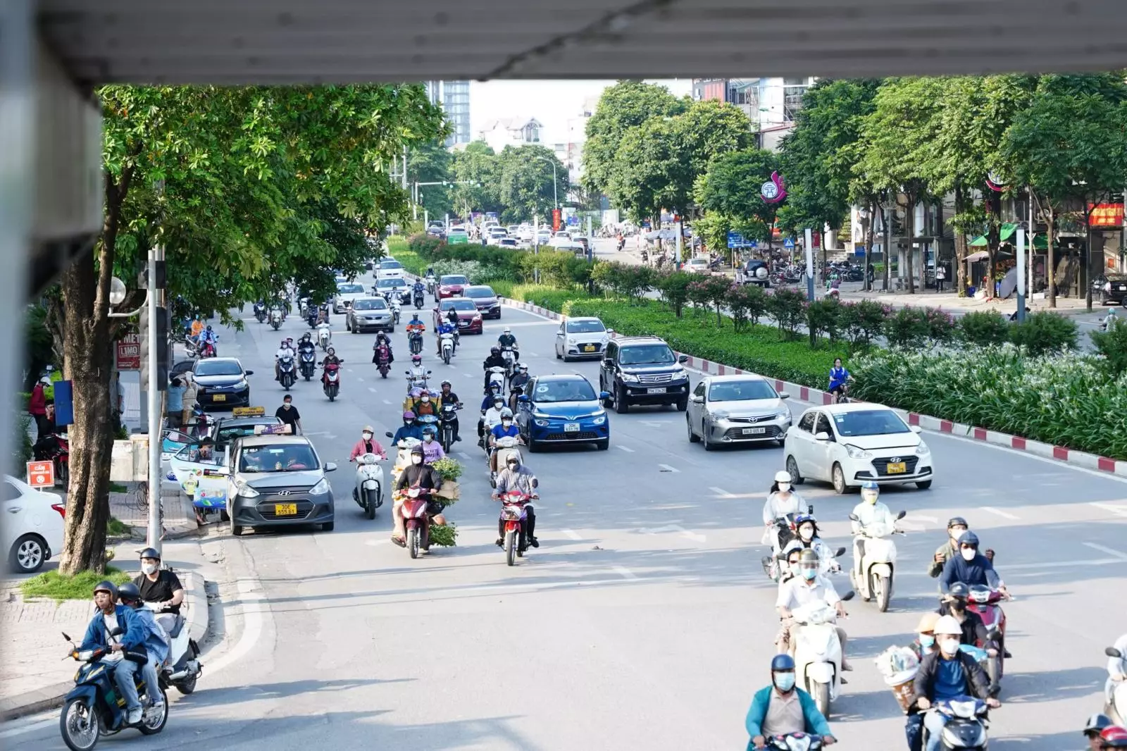  chế tài xử phạt mới cho 6 nhóm lỗi vi phạm giao thông .