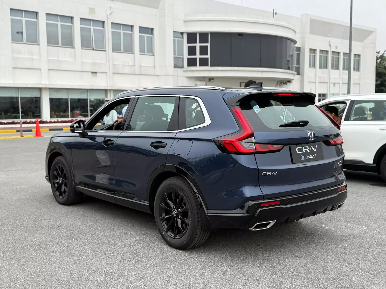 Khối động cơ hybrid trên CR-V e:HEV 2026 sinh tổng công suất lên tới 204 mã lực.