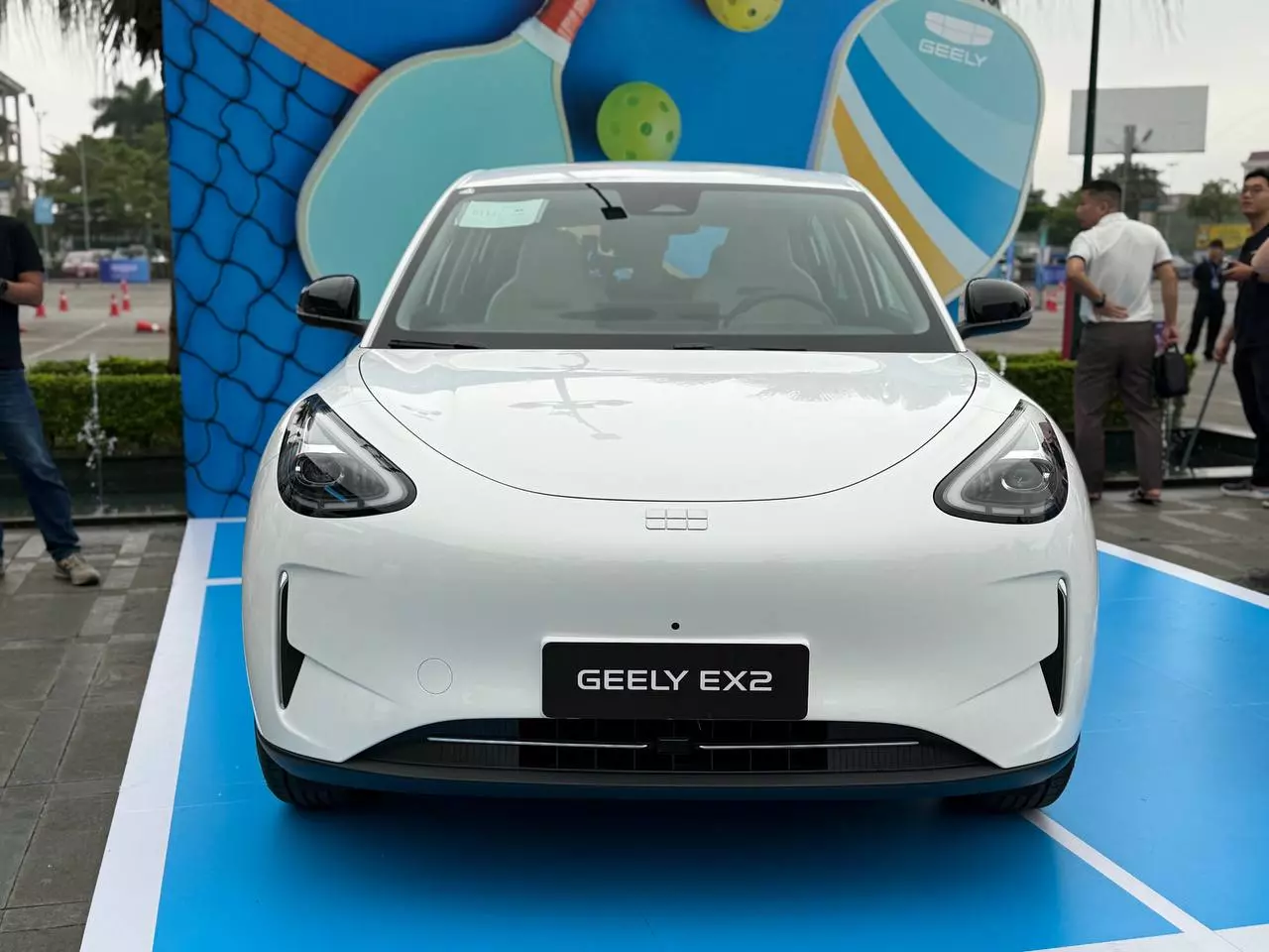 động cơ xe Geely EX2 .