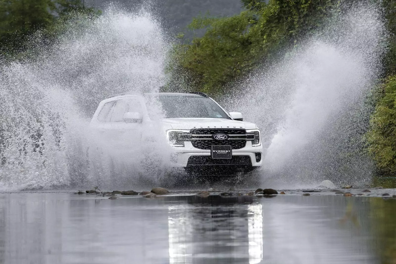 Ford Everest nâng cấp Ford Everest nâng cấp.