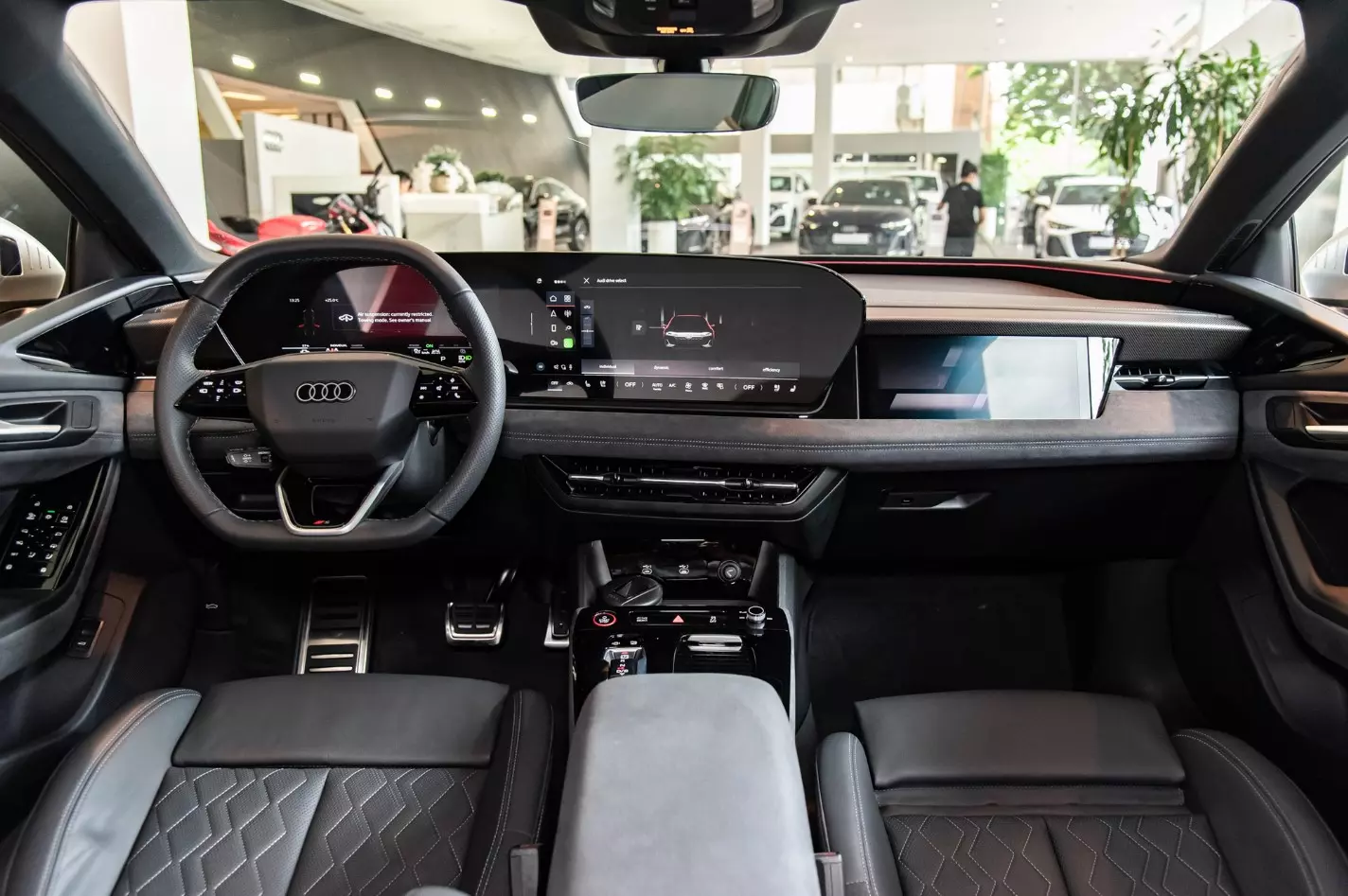 Bộ ba màn hình OLED cong Bộ ba màn hình OLED cong .