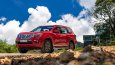 Giá lăn bánh xe Nissan Terra 2019, giảm sâu để cạnh tranh với Toyota Fortuner