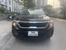 Xe màu đen