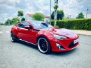 Tặng ngay 1 miếng vàng thần tài - Miễn phí 100% thuế trước bạ khi mua xe trong tháng