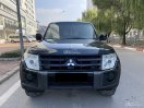 Xe 2 cầu 5 chỗ xe của ngân hàng có két đằng sau rộng rãi