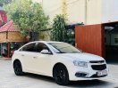 Xe màu trắng còn rất mới