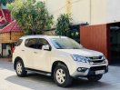 Xe màu trắng, giá 639tr