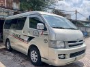 10 chỗ máy xăng