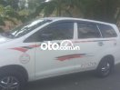 Xe innova 2014 đang chạy dich vụ goka