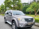 Màu bạc, giá 415tr