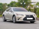 Tiết kiệm ngay 500tr đồng khi mua Lexus ES 250 2022 siêu lướt