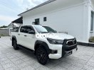 Toyota Hilux 2.8V Adventure 2021, 2 cầu 4X4, Thái