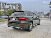 Mercedes-Benz GLC 300 4Matic 2017 - Màu nâu cafe, xe một chủ từ đầu, nói không với xe đâm đụng ngập nước