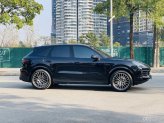 Porsche Cayenne Phiên bản khác 2019 - Xe đăng ký 2020 chạy hơn 1 vạn km như mới