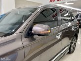 Mitsubishi Outlander 2017 - Xe màu nâu