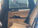 Porsche Cayenne S 2015 - Màu trắng/ nội thất 2 màu, biển thành phố - Tên tư nhân