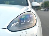 Porsche Cayenne S 2015 - Màu trắng/ nội thất 2 màu, biển thành phố - Tên tư nhân