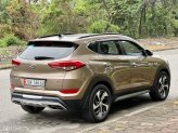 Hyundai Tucson 2018 - Màu nâu giá cạnh tranh