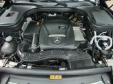 Mercedes-Benz GLC 300 4Matic 2018 - Máy I4 2.0L tăng áp