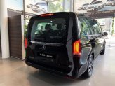 Mercedes-Benz V250 Luxury 2023 - Xe MPV 7 chỗ - Xe nhiều màu, giao ngay, hỗ trợ trả góp lãi suất thấp