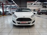 Ford Fiesta Titanium 1.0 AT EcoBoost 2014 - Màu trắng giá hữu nghị