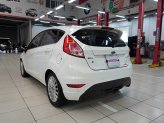Ford Fiesta Titanium 1.0 AT EcoBoost 2014 - Màu trắng giá hữu nghị
