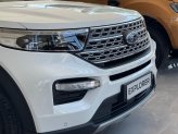 Ford Explorer Limited 2022 - Xe màu trắng sang trọng