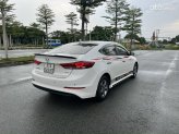 Hyundai Elantra 1.8 MT 2018 - Odo 2 vạn kilomet xịn