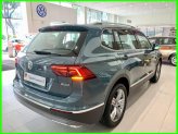 Volkswagen Tiguan Luxury S 2022 - Nhập khẩu trực tiếp từ Bắc Mỹ, chiếc xe Đức với các tính năng an toàn vượt trội. Đủ màu giao ngay