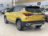 Kia Seltos 1.4 Premium 2021 - Xe màu vàng bắt mắt