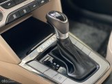 Hyundai Elantra 1.6 AT Đặc biệt 2018 - Màu trắng, biển Hà Nội