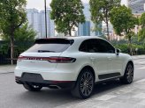 Porsche Macan tiêu chuẩn 2016 - Model 2017