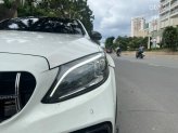Mercedes-Benz C300 AMG 2019 - Nội thất nâu, option hơn 200tr