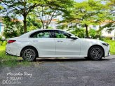 Mercedes-Benz C300 AMG 2023 - Giảm 50% trước bạ, màu trắng giao ngay