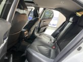 Toyota Camry 2.5Q 2020 - Nhập Thái, màu trắng