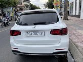 Mercedes-Benz GLC 300 4Matic 2020 - Ngoại thất màu trắng, dòng xe sang trọng đẳng cấp
