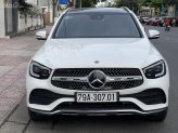 Mercedes-Benz GLC 300 4Matic 2020 - Ngoại thất màu trắng, dòng xe sang trọng đẳng cấp