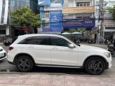 Mercedes-Benz GLC 300 4Matic 2020 - Ngoại thất màu trắng, dòng xe sang trọng đẳng cấp