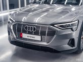 Audi e-tron 2022 - Mẫu xe điện đẳng cấp của Đức cạnh tranh với Tesla