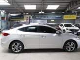 Hyundai Elantra 2017 - Giá cực tốt