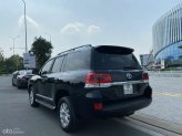 Toyota Land Cruiser VX 4.6 V8 2019 - Tên công ty, biển Hà Nội