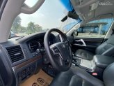 Toyota Land Cruiser VX 4.6 V8 2019 - Tên công ty, biển Hà Nội